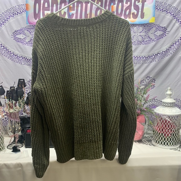 SO Army Green Sweater size XL - Picture 2 of 5